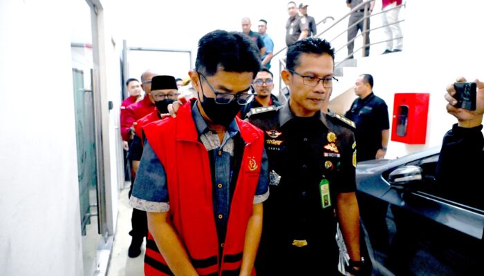 Kejati Jabar Tahan Eks Ketua DPRD Indramayu dan Plt Sekwan Terkait Kasus Korupsi Tunjangan