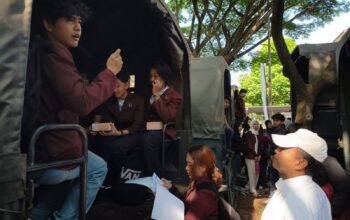 Atasi Darurat Sampah Bandung Raya, Sekda Jabar Lepas 3.000 Mahasiswa Tel-U KKN Tematik Gradasi