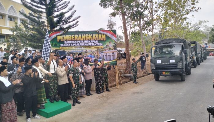 Bhakti TNI AD untuk 30 Pesantren di Tasik dan Garut