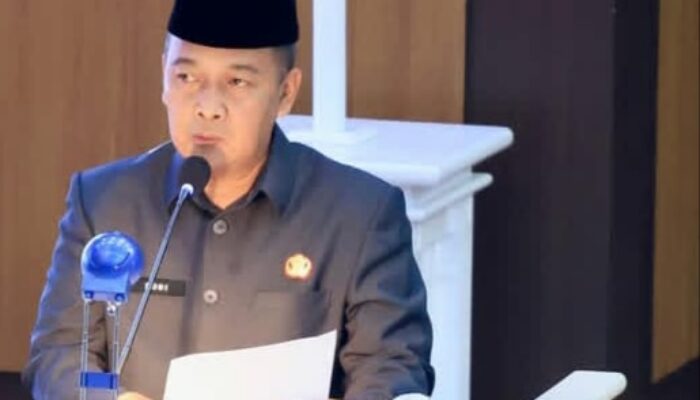 Jumat Tanpa Sampah di DPRD Jabar, Buang Sampah Didenda Rp1.000